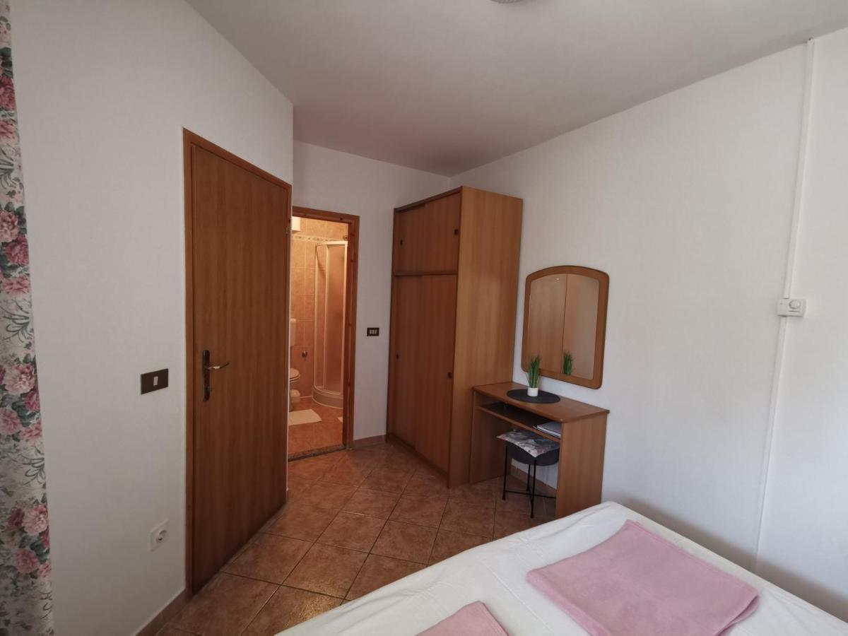 Apartments Porec Istria By Nina Luaran gambar